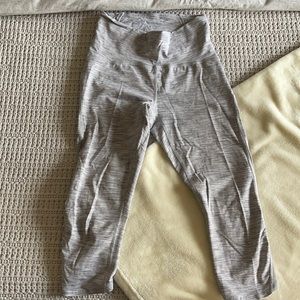 Lulu lemon striped crops - size 4